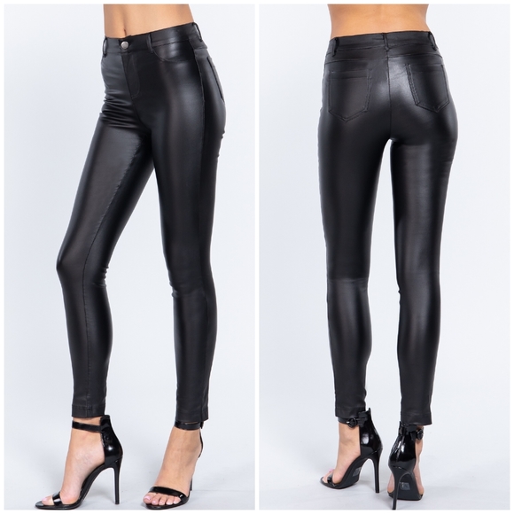 Chic Black Matte Vegan Leather Stretchy Skinny Pants - Picture 3 of 6